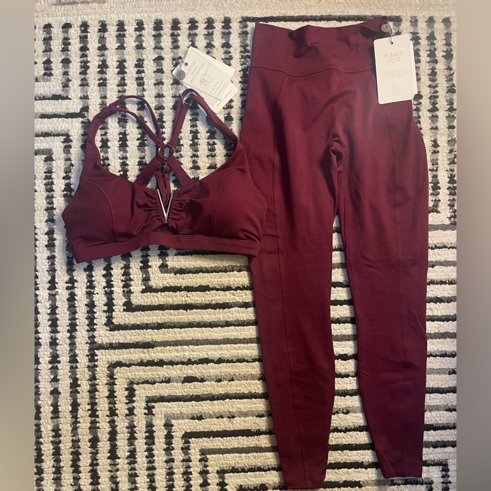 Victory leggings (M) & knockout sports bra (XL) in ruby red NWT